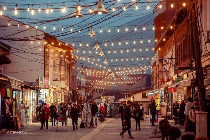 Kjo është komuna e parë në Kosovë që u dekorua për Vitin e Ri!