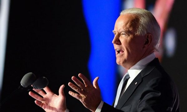 Janë rritur presionet ndaj presidentit Biden për të rishqyrtuar kandidaturën e tij për garën presidenciale