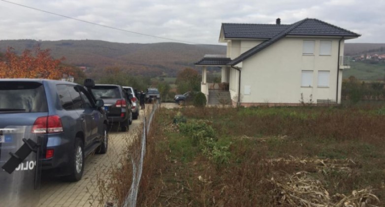 EULEX bastisë edhe shtëpinë tjetër të Jakup Krasniqit, në Negrovc të Drenasit