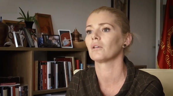 Rrëfimi i veteranes së UÇK-së që veshi uniformën në moshën 17-vjeçare