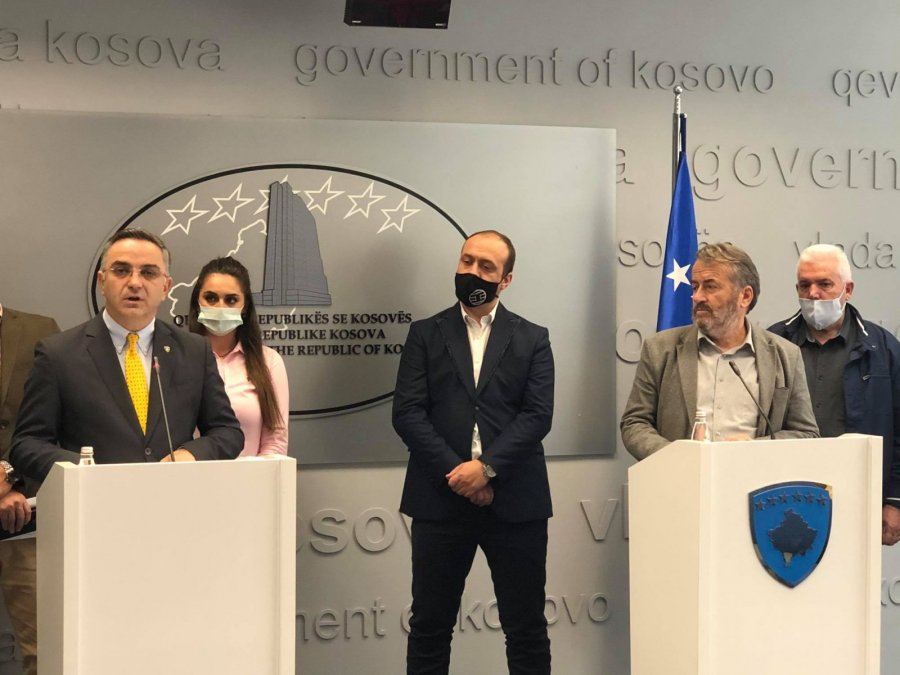 Tahiri kërkon nga gastronomia të respektohen masat: Mos të kemi mbyllje