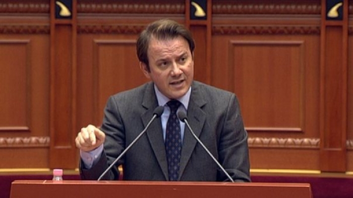 Deputeti thirrje Kuvendit të Shqipërisë: Të bëhemi bashkë dhe të miratojmë rezolutën për gjenocidin serb