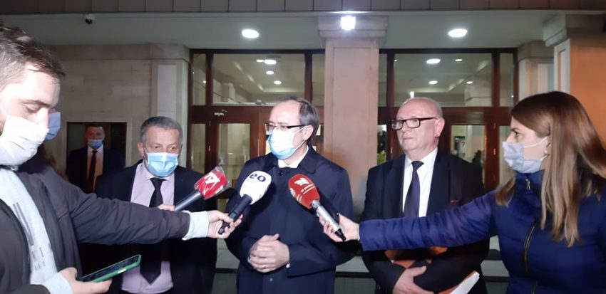 Hoti: Po bëjmë të pamundurën për t’i identifikuar të gjithë personat e pagjetur