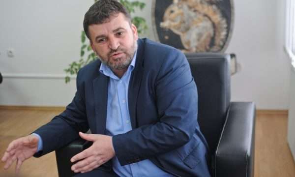 Ministri Blerim Kuçi infektohet me koronavirus
