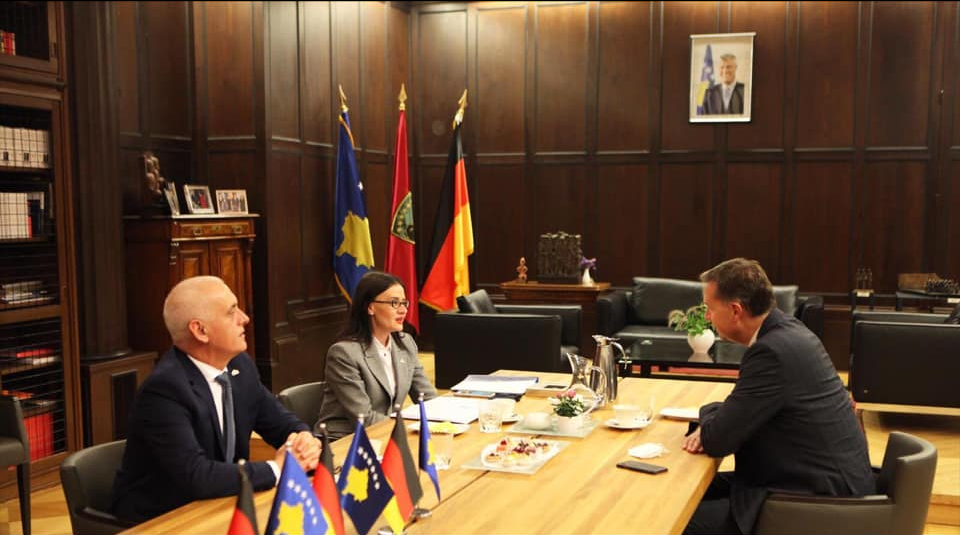 Liberalizimi i vizave për Kosovën futet në agjendë këtë muaj?