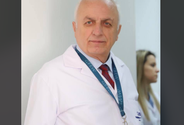 Edhe një mjek shqiptar humb betejën me COVID-19