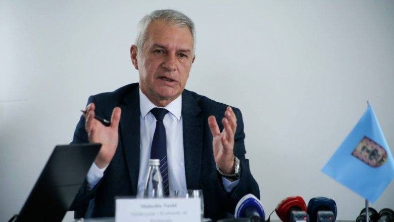 Nënkryetari i Prishtinës propozon që hotelet të përdoren si spitale, paralajmëron rritje të numrit të rasteve me COVID-19