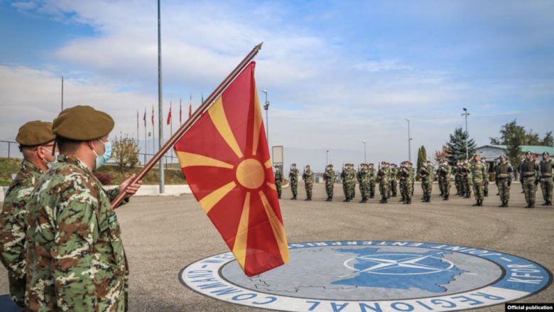 Ushtarët maqedonasë zbarkojnë në Kosovë