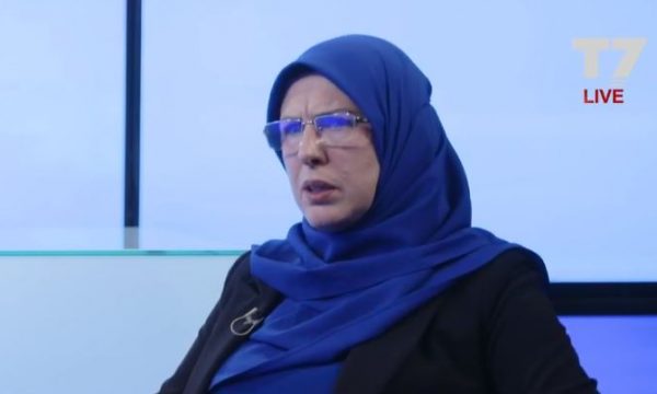 Huduti: Rugova ka qenë zot shtëpie, shpresoj që edhe Vjosa Osmani të jetë