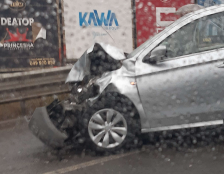 Aksident trafiku në Veternik