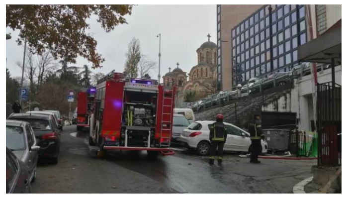 Shpërthim afër ndërtesës së RTS në Beograd, raportohet për një të vdekur