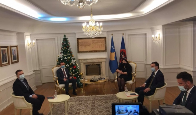 Osmani takohet vetëm me Kurtin si lider partie, të tjerët përfaqësues
