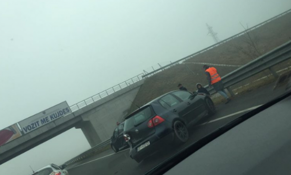 Aksident mes katër veturave në autostradën ‘Arbën Xhaferi’