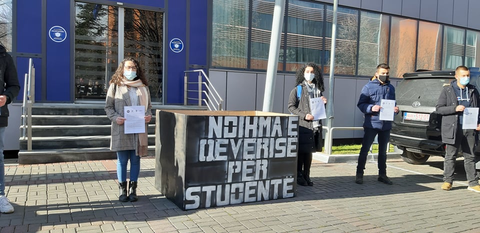 Studentët protestojnë para qeverisë, kjo është kërkesa e tyre