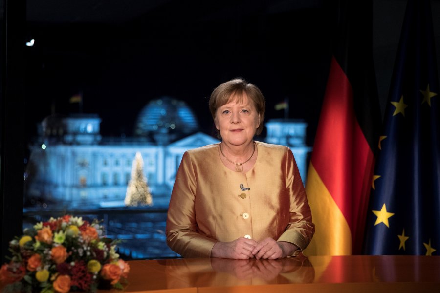 Kancelarja gjermane Angela Merkel jep mesazhe shprese për vitin e ri 2021