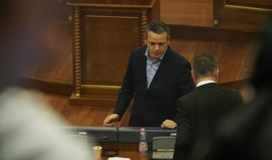 Gashi del me mesazh për ata që po e braktisin LDK-në