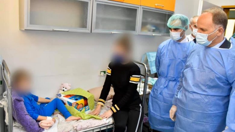 Në Pediatri janë trajtuar 73 fëmijë të prekur me COVID-19