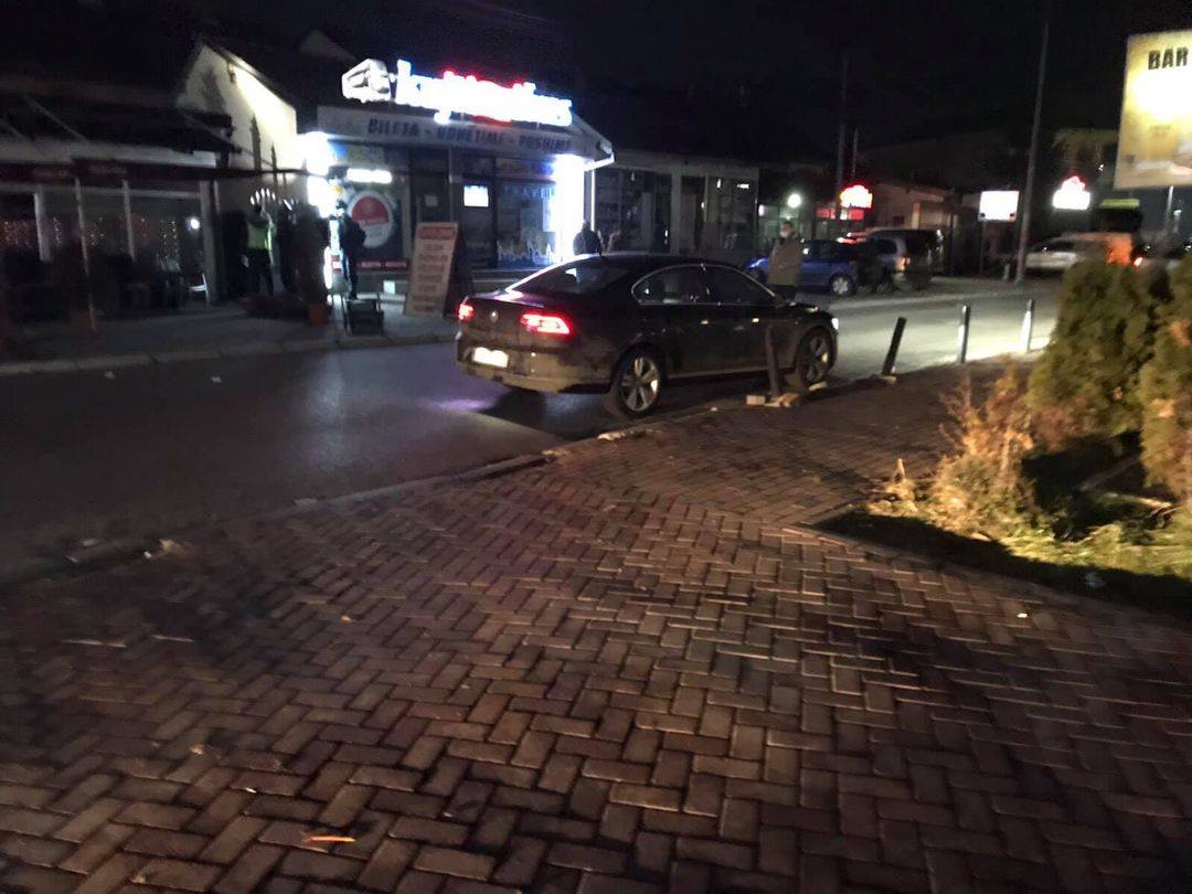 Babë, djalë e nip u plagosën në Pejë, Policia jep detaje