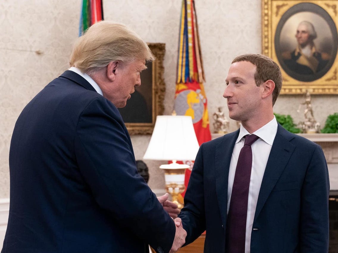 Llogaria e Trump në Facebook dhe Instagram do vazhdojë të mbetet e bllokuar, thotë Zuckerberg