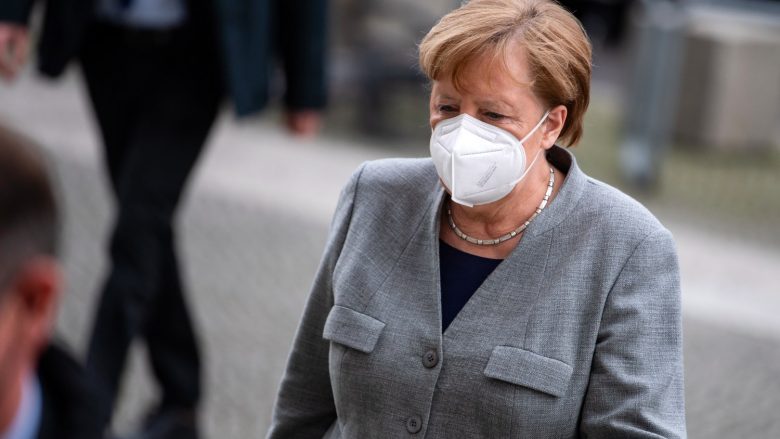 Merkel po shqyrton skenarin më të rëndë të pandemisë