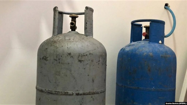Mbyllet biznesi verfikues i bombolave, nuk ka klientë