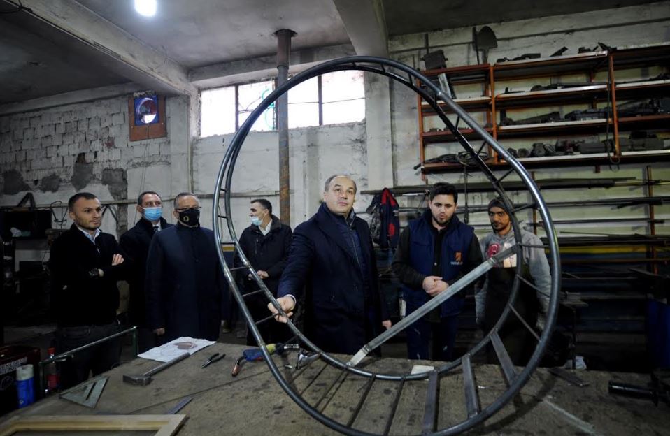 Hoxhaj: Prodhuesit nga Lugina e Preshevës do të lirohen nga tatimet doganore