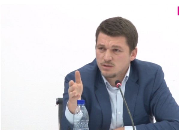 PDK i drejtohet shefit të Zyrës të Certifikimit: A jeni kërcënuar apo të është ofruar ryshfet se keni ndërruar qëndrim?
