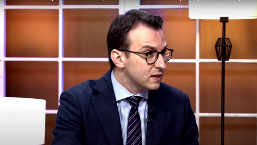 Serbia sot ndan 36 banesa pa leje për serbët në Lagjen e Boshnjakëve në Mitrovicë