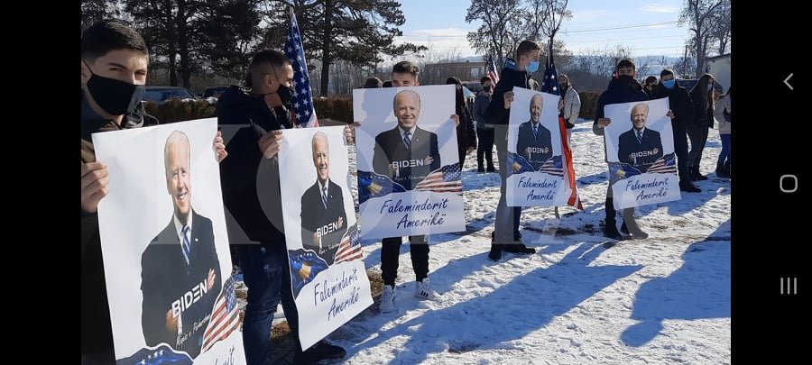 Fshati Babaj dhe Sojevë organizojnë ceremoni në shenjë respekti për SHBA-në