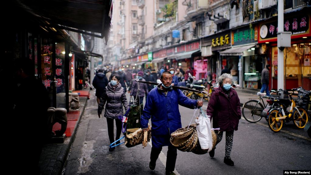 Kina përballet me shpërthim të ri të koronavirusit