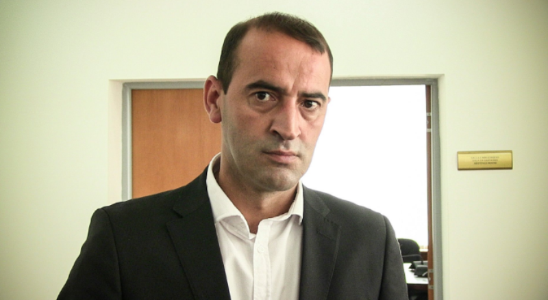 Numri dy i listës së AAK rrezikon të penalizohet në kandidim për një gjobë trafiku të paguar para 3 vjetësh, reagon Haradinaj