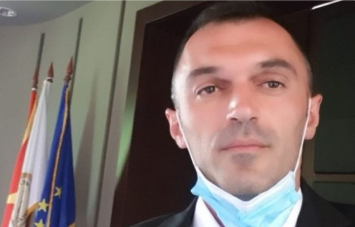 Këshilltari i Zemajt punësohet në Klinikën e Reumatologjisë në QKUK