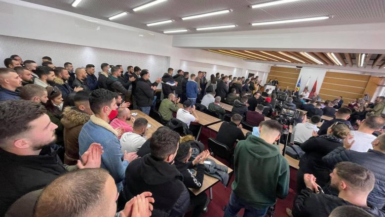 Haradinaj ‘shpall fitoren’ e 14 shkurtit në Gjakovë
