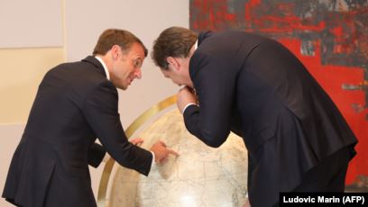 Vuçiq dhe Macron: Shpresojmë në zgjidhje kompromisi për Kosovën