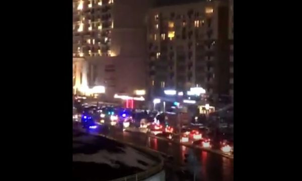 Pas përleshjes me armë zjarri krijohen kolona të gjata në Rrugën B