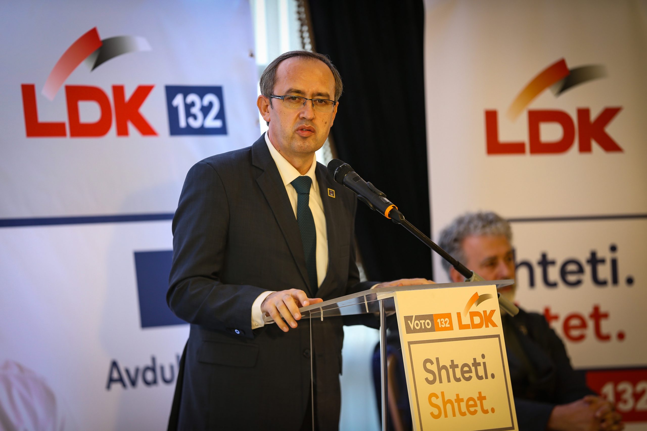 LDK premton heqjen e doganës për autobusët e rinj që vijnë nga jashtë