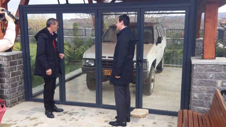 Kurti viziton kullën e heroit të kombit Ilaz Kodra