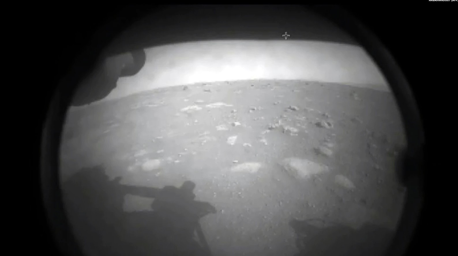 Sonda Perseverance zbarkon në kraterin e Marsit