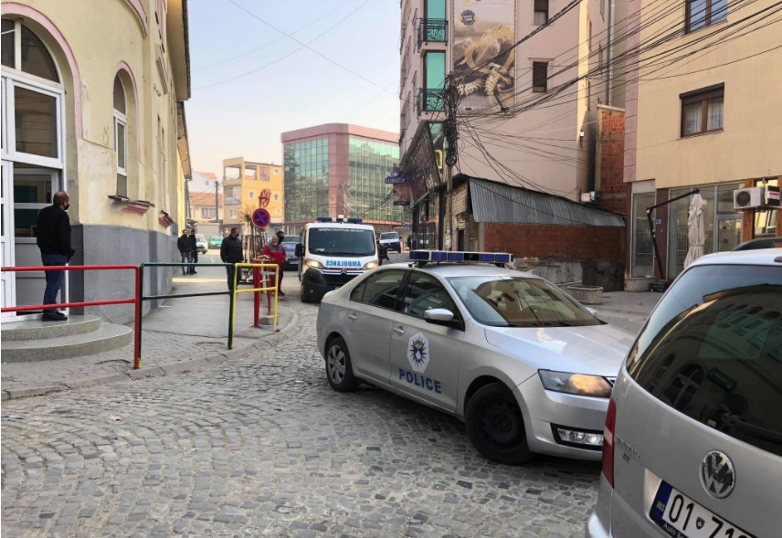 Dhuna në shkolla, dukuri shqetësuese për shoqërinë