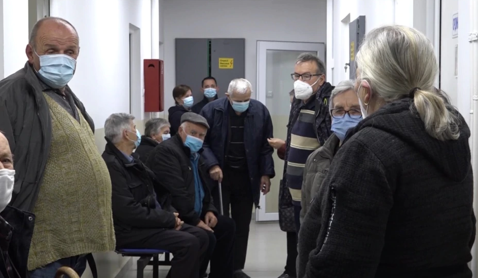 Beogradi vaksinon mbi 8 mijë e 400 serbë të Kosovës, mbi 7 mijë e 500 morën edhe dozën e dytë