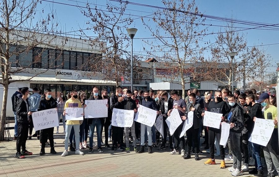 Në Graçanicë, sërish protestë për të arrestuarit në rastin e djalit të Rashiqit