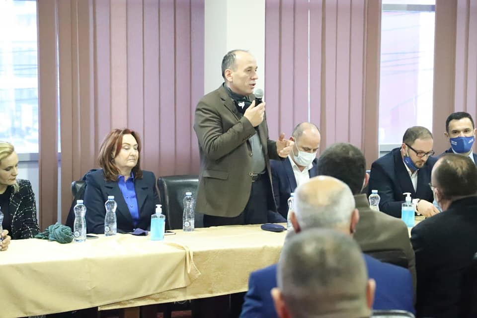 Kandidati Ferat Shala merr mbështetje të parezervë nga zona që e ka deleguar për deputet