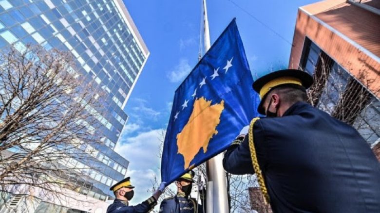 Ngërçet politike për teke partiake e dëmtuan përparimin e Kosovës