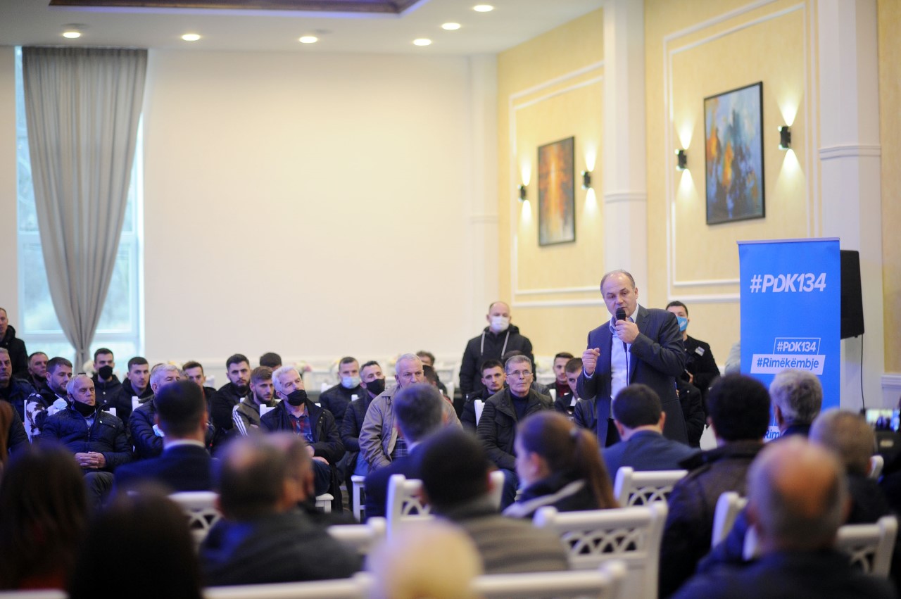 Hoxhaj premton privatizimin e Brezovicës dhe hapjen e vendeve të reja të punës