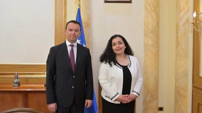 Peci: Vjosa Osmani nuk do të kthehet në LDK, ajo do të jetë presidente pesë vitet e ardhshme