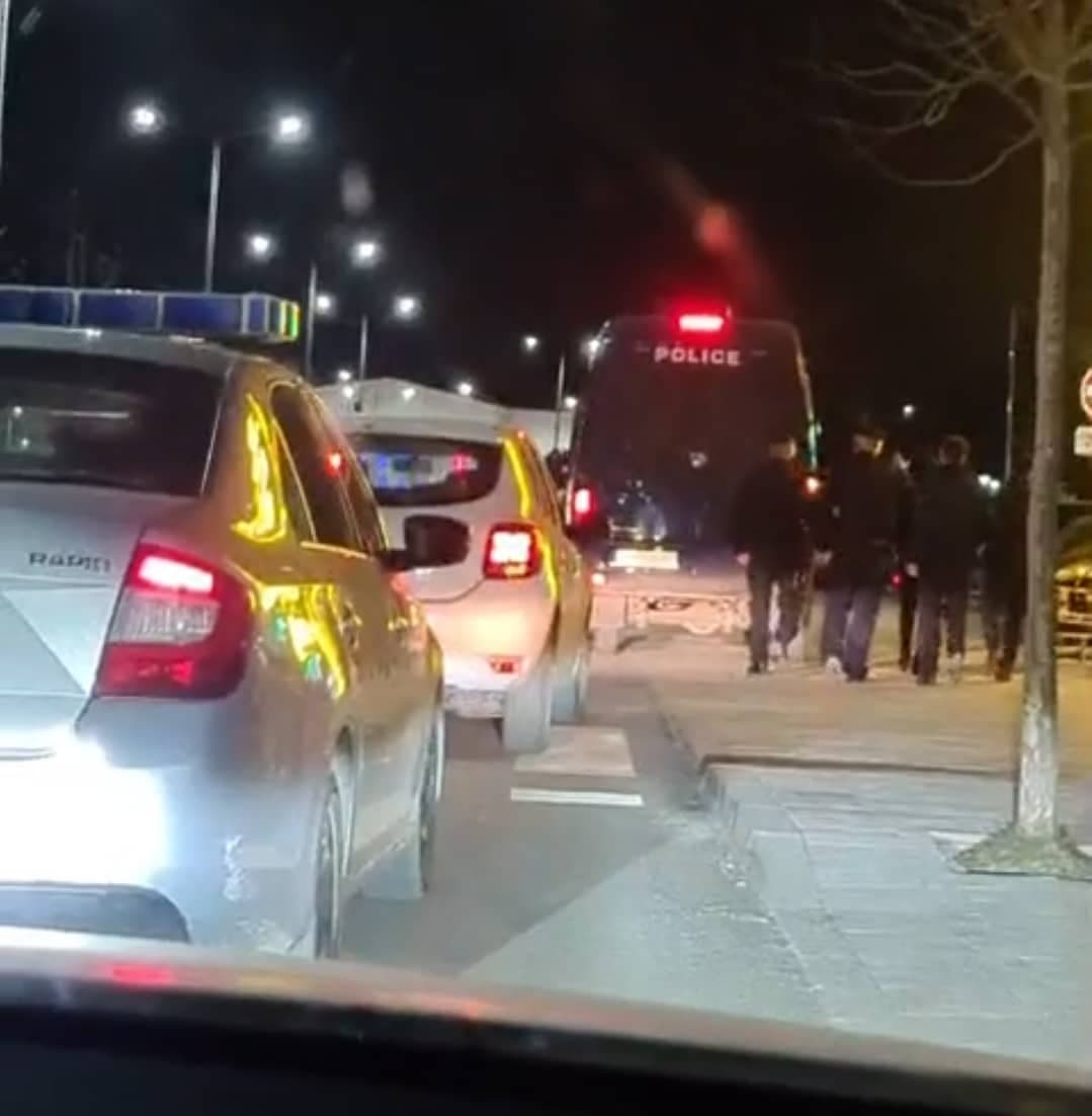 Njësia speciale e Policisë në Kamenicë kontrollon kafiteritë e qytetit