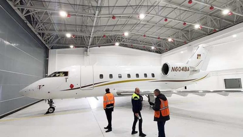 Behgjet Pacolli bëhet me hangar personal në Aeroportin e Prishtinë, për aeroplanin e tij privat