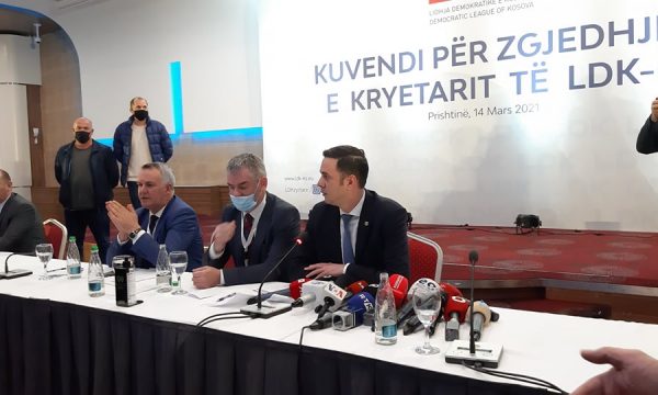 Abdixhiku refuzon ftesën e Kurtit e Osmanit për ditën e nesërme