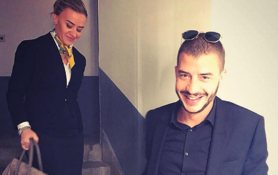 Vëllai i Meliza Haradinajt me shkrim emocionues në mbështetje të motrës që dha dorëheqje