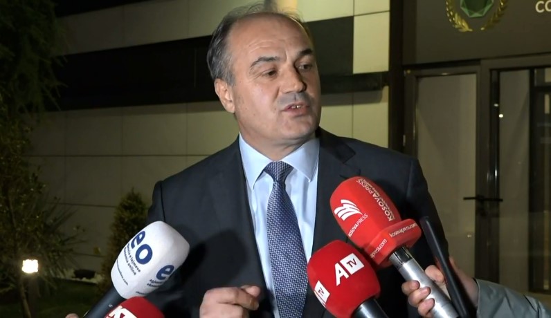 Hoxhaj: Osmani figurë polarizuese, partinë e saj e shndërroi në viktimë